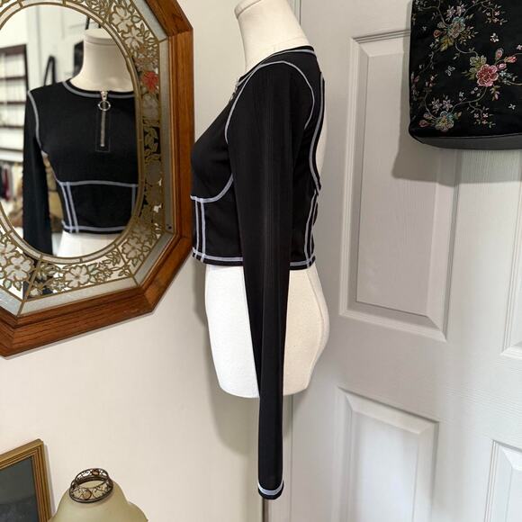 Poster Girl Black & White Contrast Stich Zip Up Long Sleeve Crop Top w Boning S - Picture 5 of 8